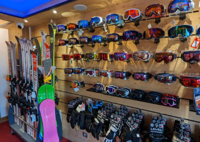 Accessoires du skieur Skiset Les Carroz - Le Strato - www.skishop-lescarroz.com