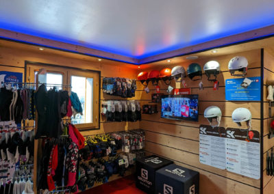 Accessoires du skieur Skiset Les Carroz - Le Strato - www.skishop-lescarroz.com